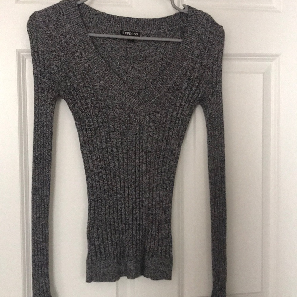 Heather gray v-neck sweater
